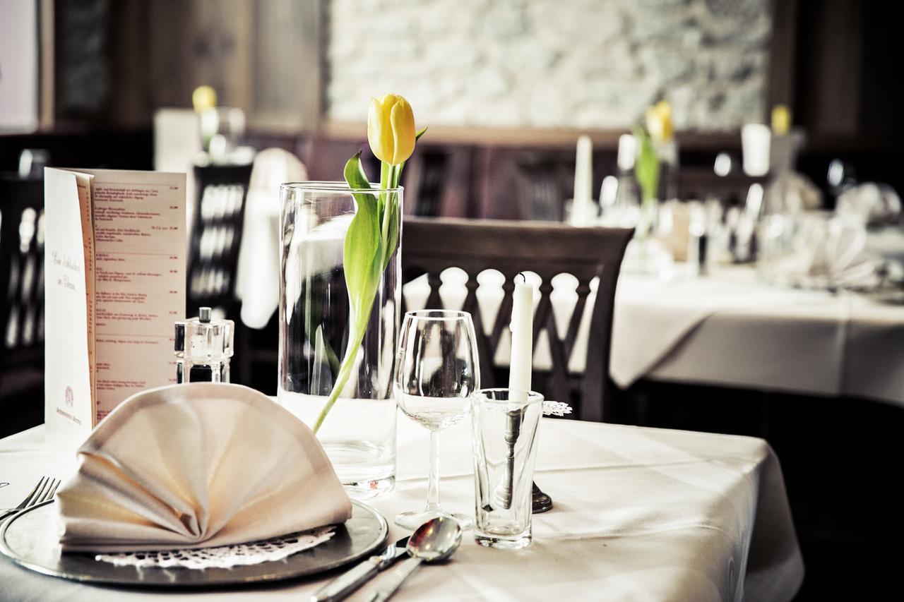 Schlosshotel Seewirt Turracher Hoehe Ngoại thất bức ảnh
